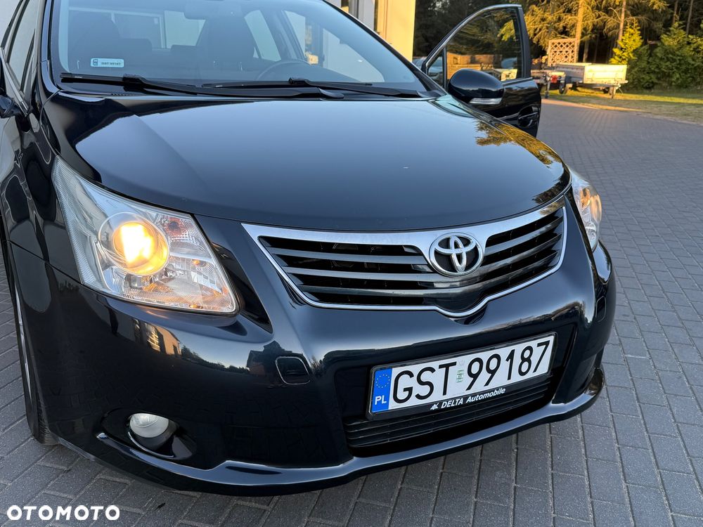 Toyota Avensis 2.0 D-4D Platinium - 10