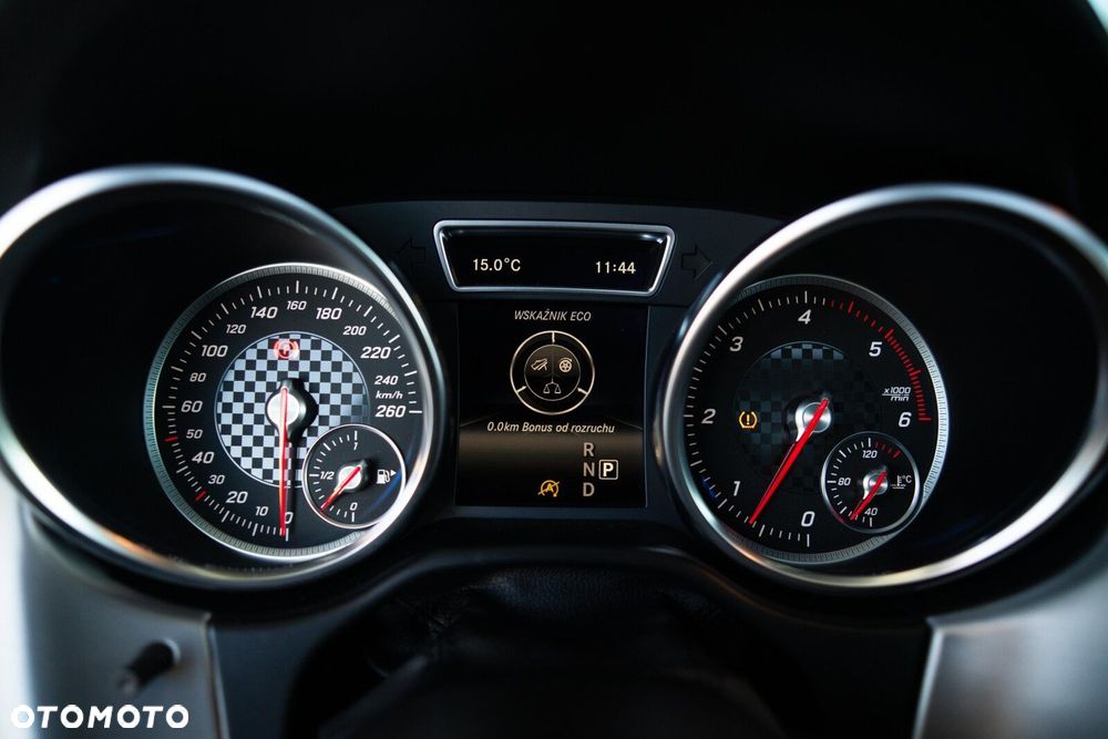 Mercedes-Benz GLE - 10