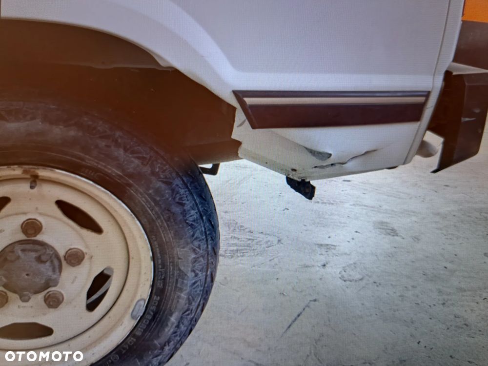 Land Rover Discovery - 8