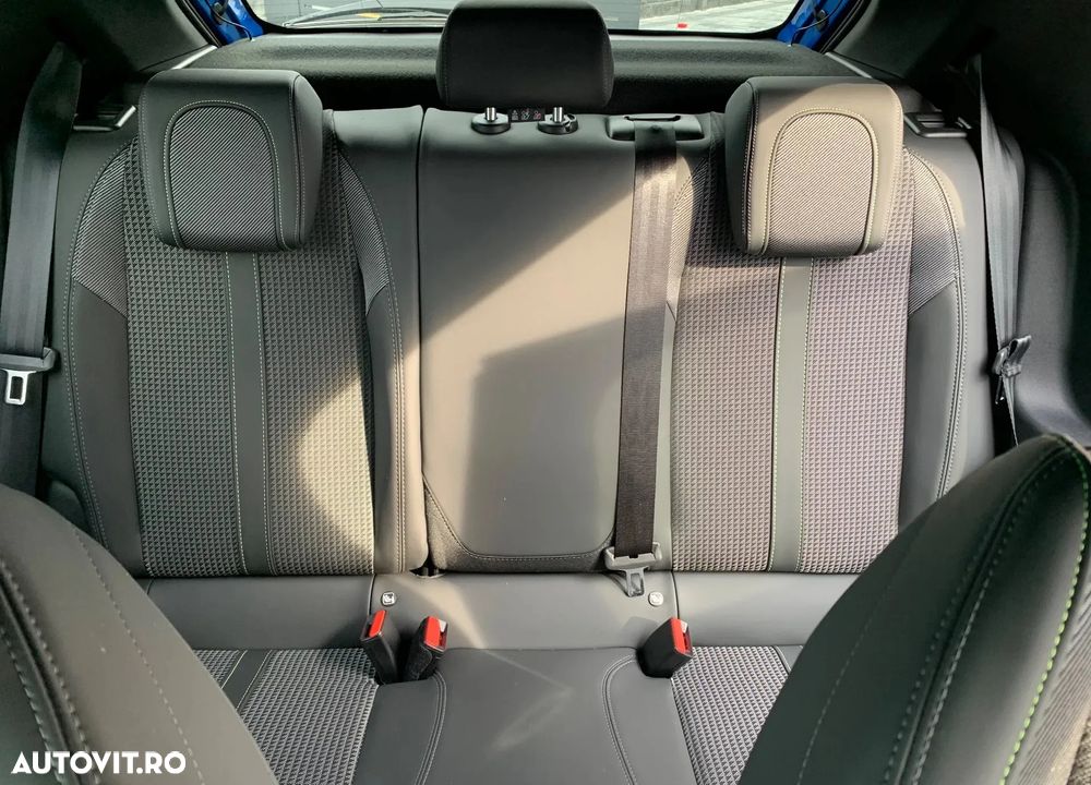 Peugeot 208 e-208 GT-Line - 5