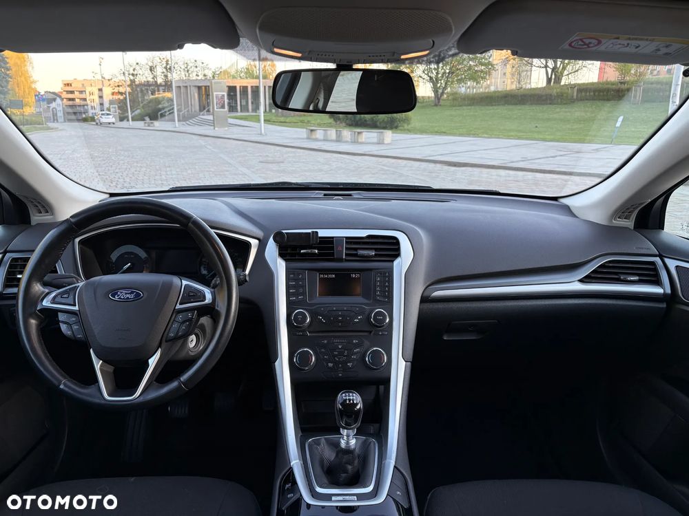 Ford Mondeo 2.0 TDCi Silver X (Amb Plus) - 14