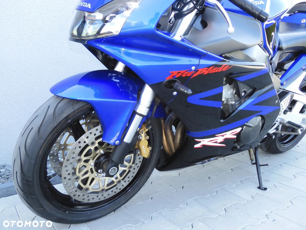Honda CBR - 28