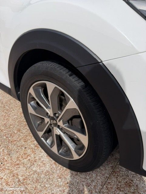 Kia Stonic 1.0 T-GDI TX - 18