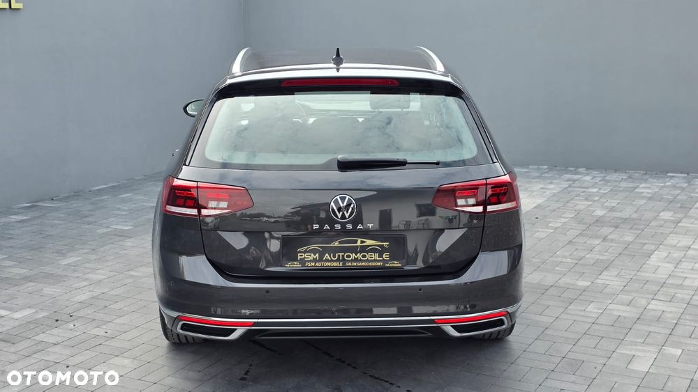 Volkswagen Passat 2.0 TDI EVO Elegance - 9