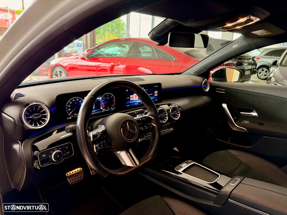 Mercedes-Benz A 180 d 8G-DCT Edition AMG Line - 23