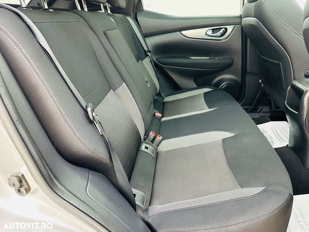 Nissan Qashqai 1.2 DIG-T Start/Stop N-Connecta - 7