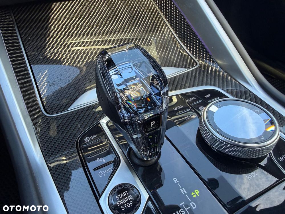 BMW X6 xDrive40i xLine - 11