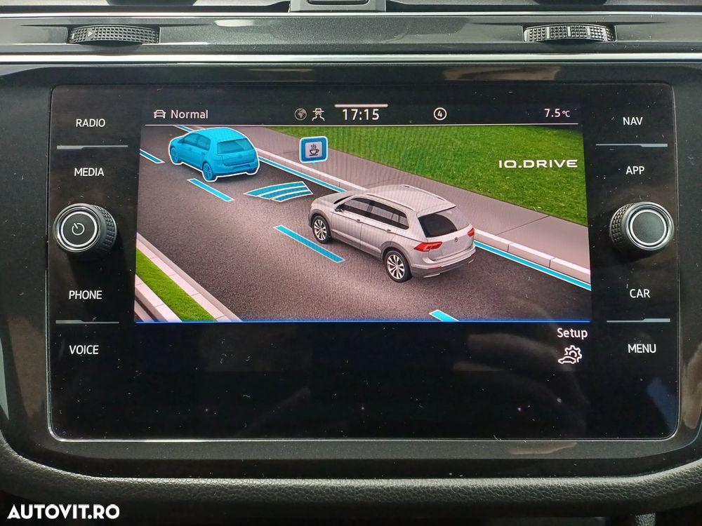 Volkswagen Tiguan 2.0 TDI SCR DSG 4Motion Life - 24