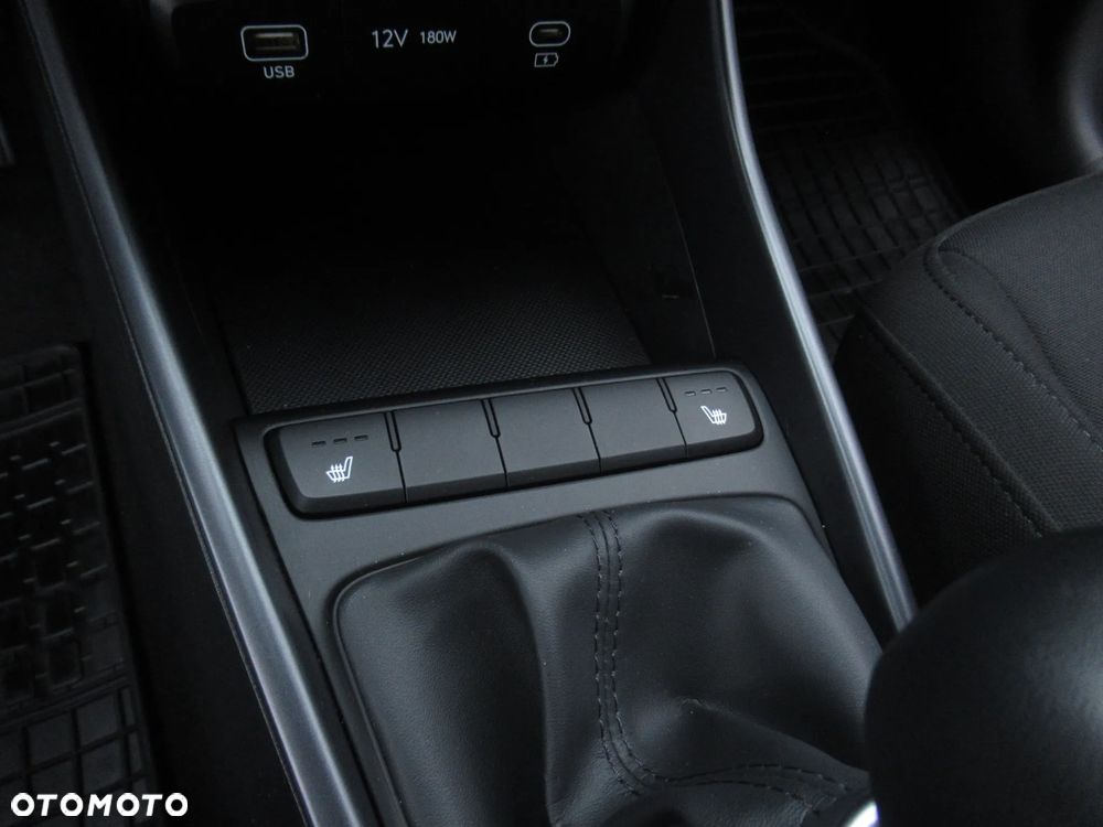 Hyundai i20 1.2 Modern - 17