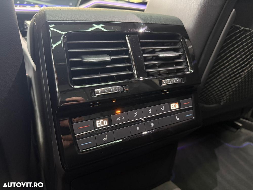 Volkswagen Touareg - 30