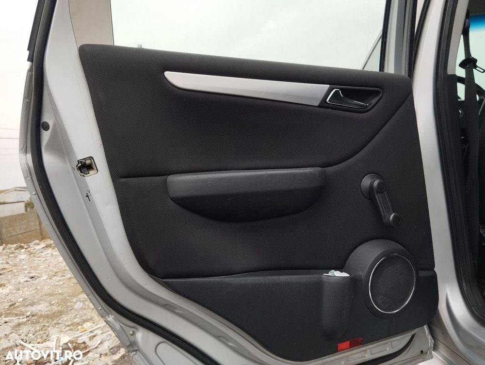 Dezmembrari Mercedes-Benz B-CLASS (W245) (2005-2011) B 180 CDI (245.2 - 2