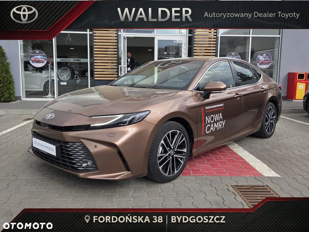 Toyota Camry 2.5 Hybrid Prestige CVT - 2