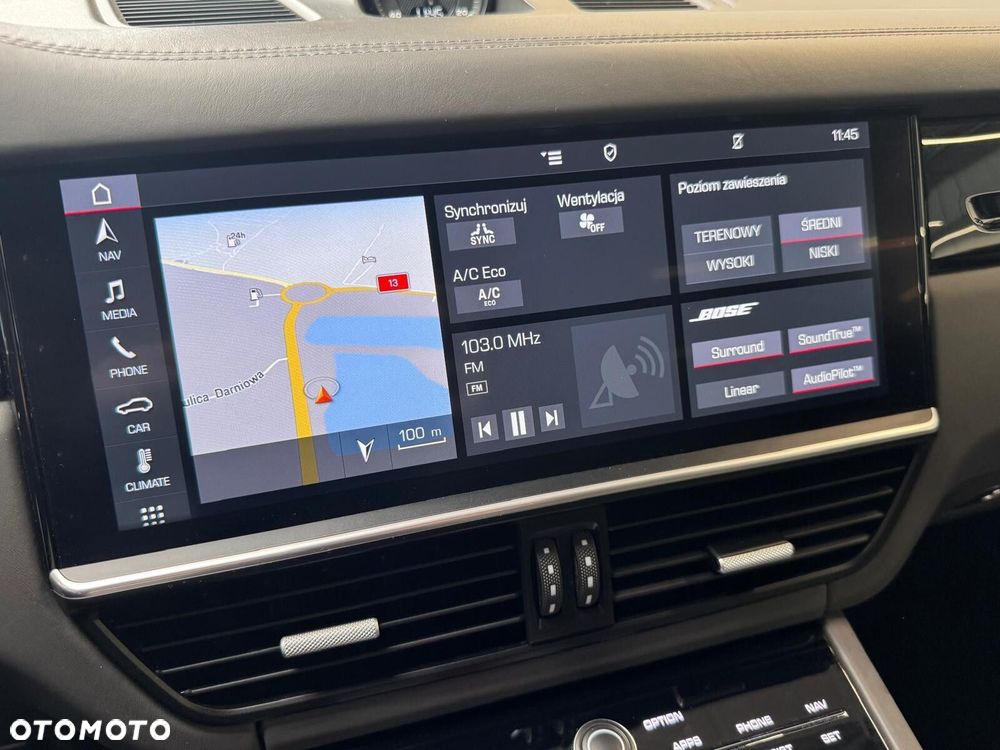 Porsche Cayenne - 18