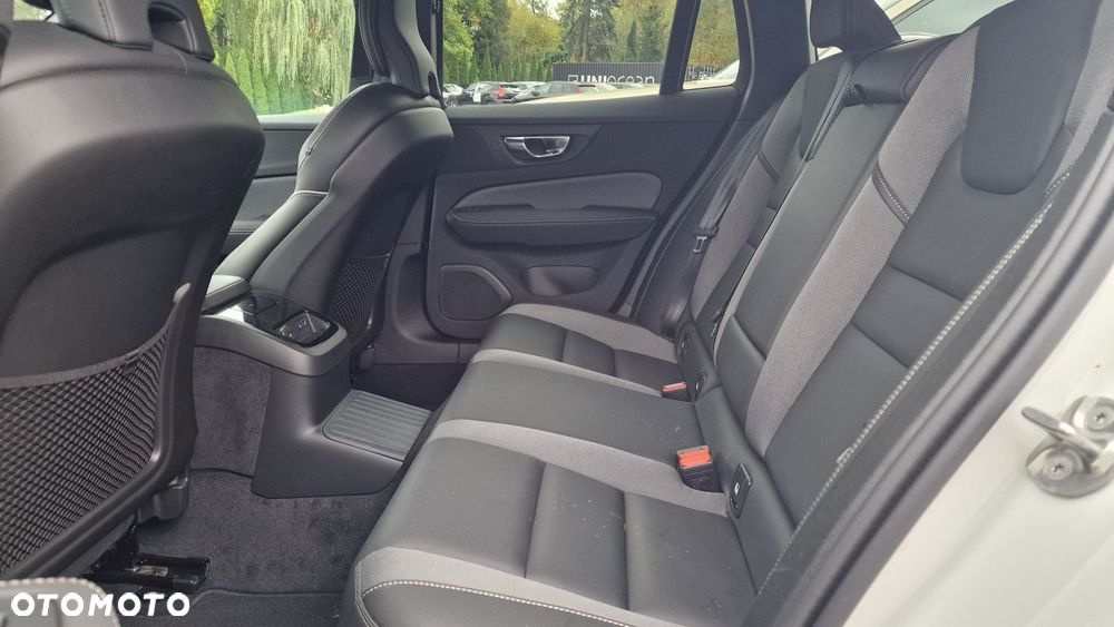 Volvo V60 - 33
