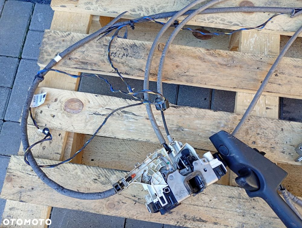 zamek prawy drzwi przesuwnych klamka mercedes sprinter W907 W910 A9107303800 - 6