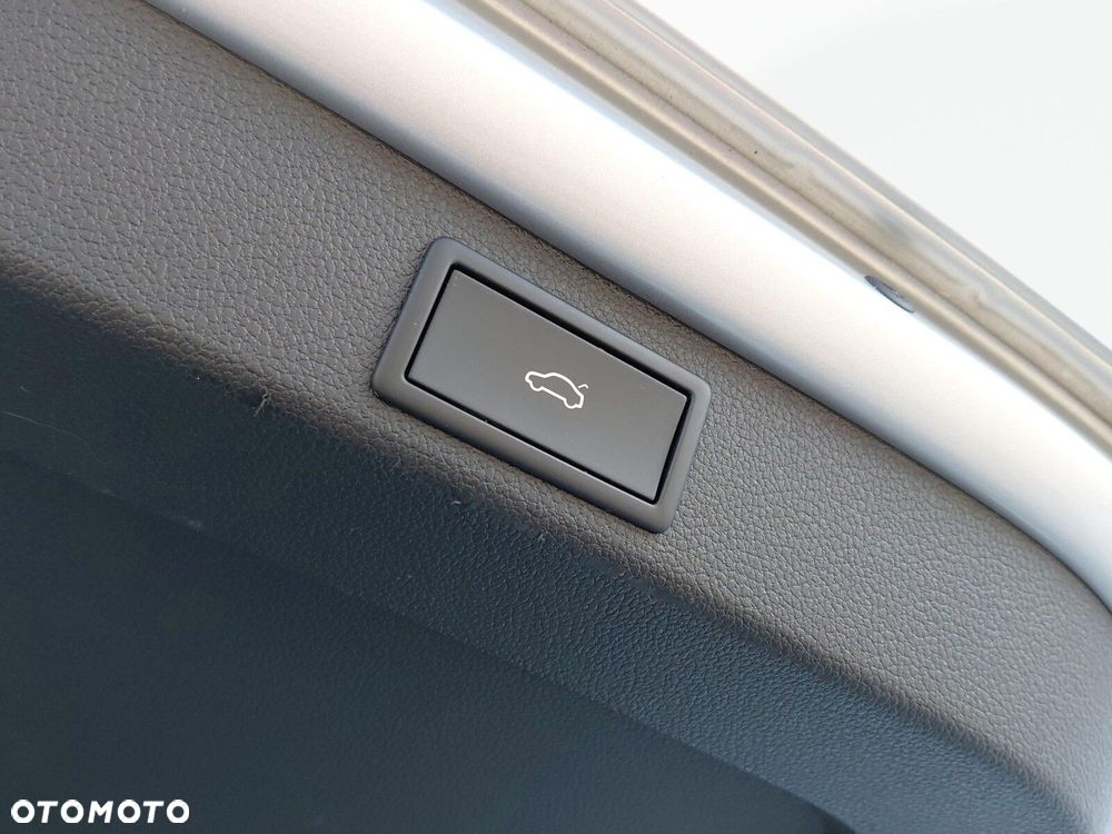 Skoda Superb 2.0 TSI L&K DSG - 13