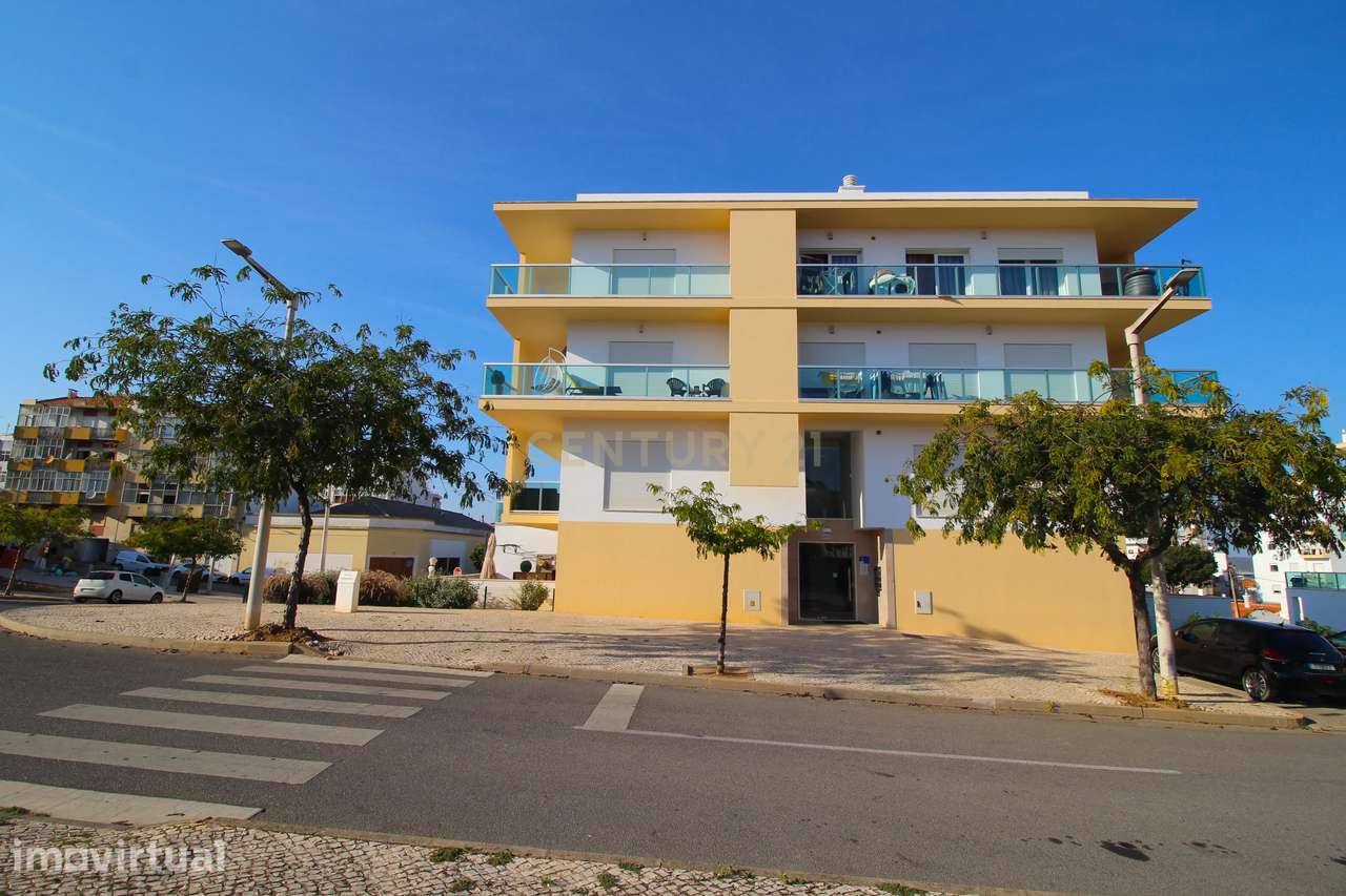 Apartamento T1 c/ garagem  novo de 2022 em Portimão - Grande imagem: 2/22