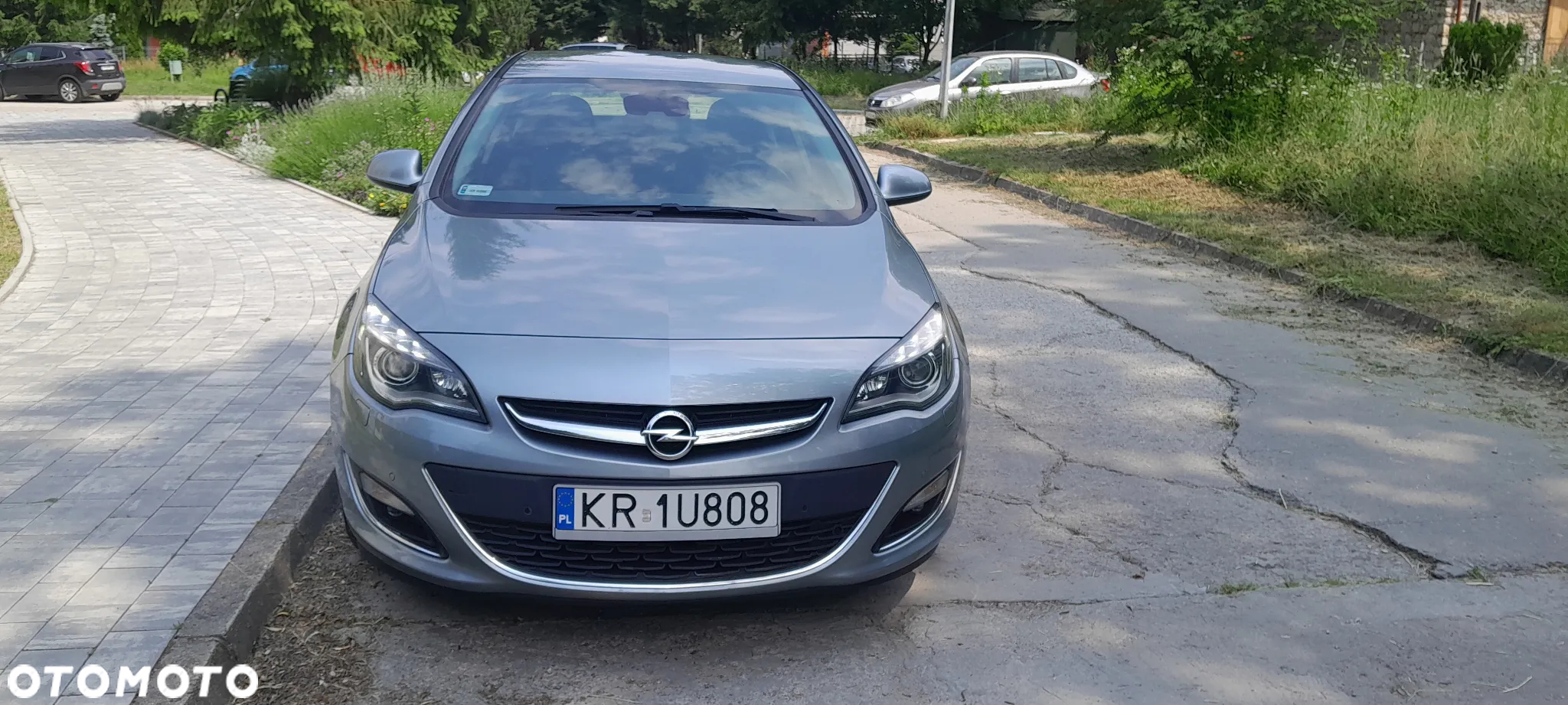 Opel Astra IV 1.4 T Executive EU6 - 4