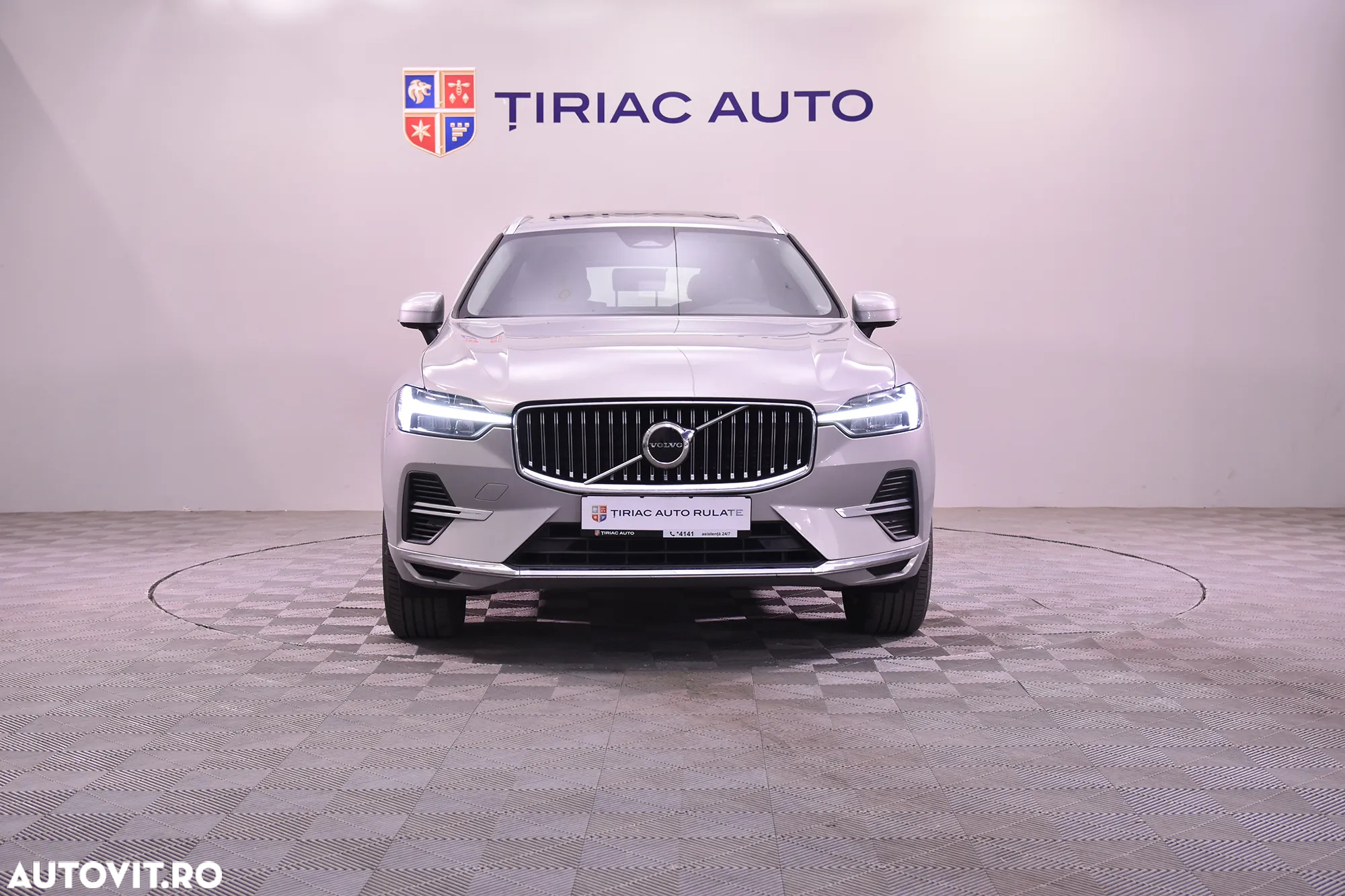 Volvo XC 60 Recharge T8 Twin Engine eAWD Inscription - 8