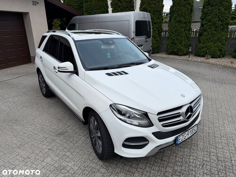 Mercedes-Benz GLE - 13