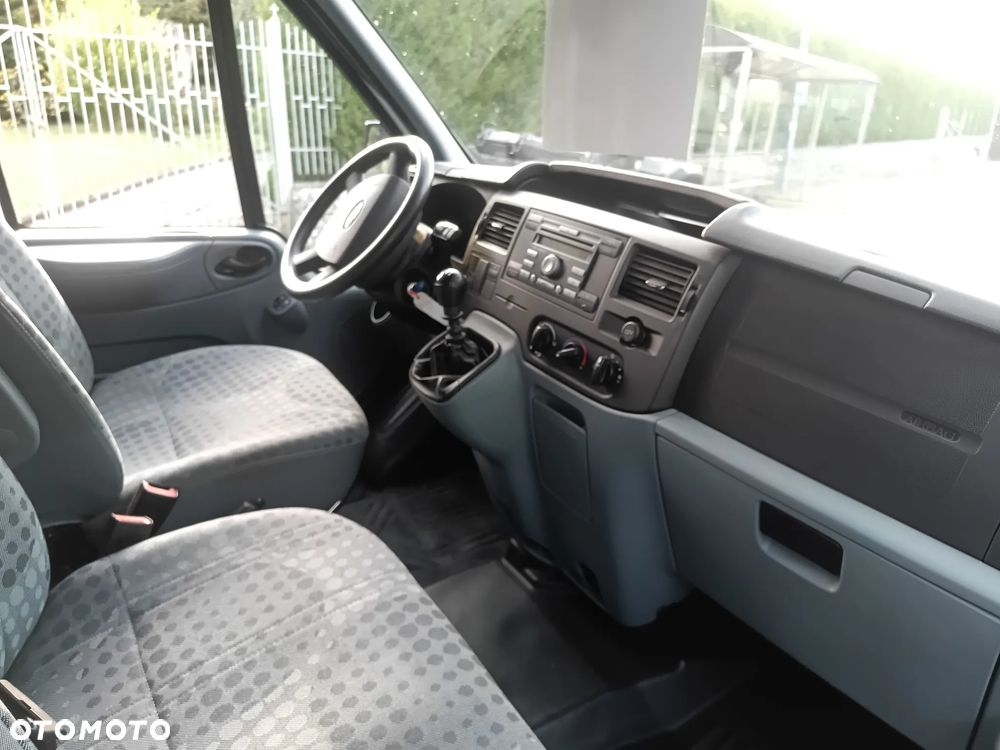 Ford Transit - 14