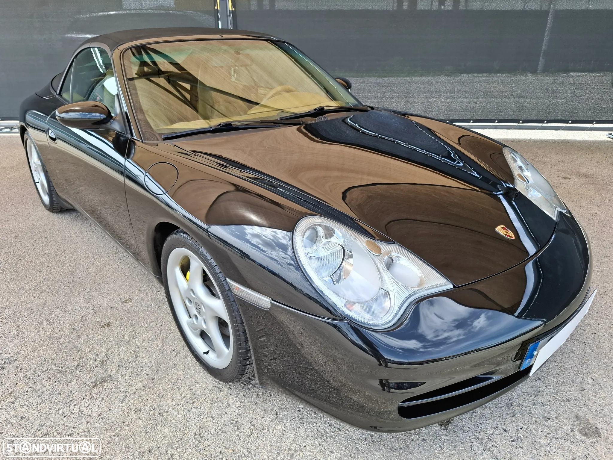 Porsche 911 (996) Carrera Cabrio - 5