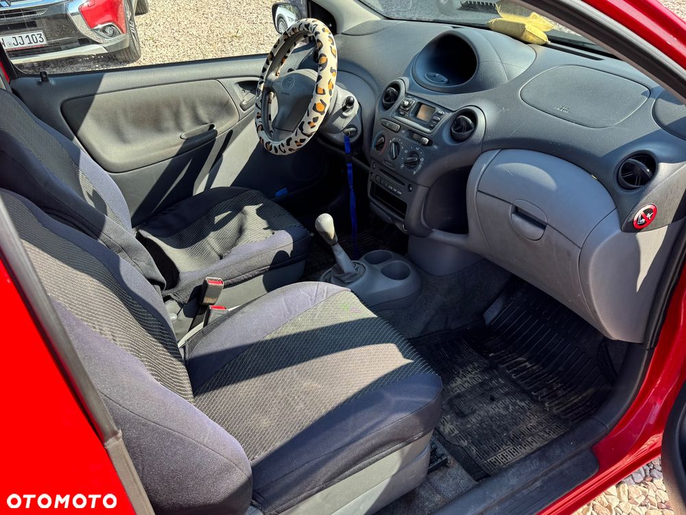 Toyota Yaris - 9