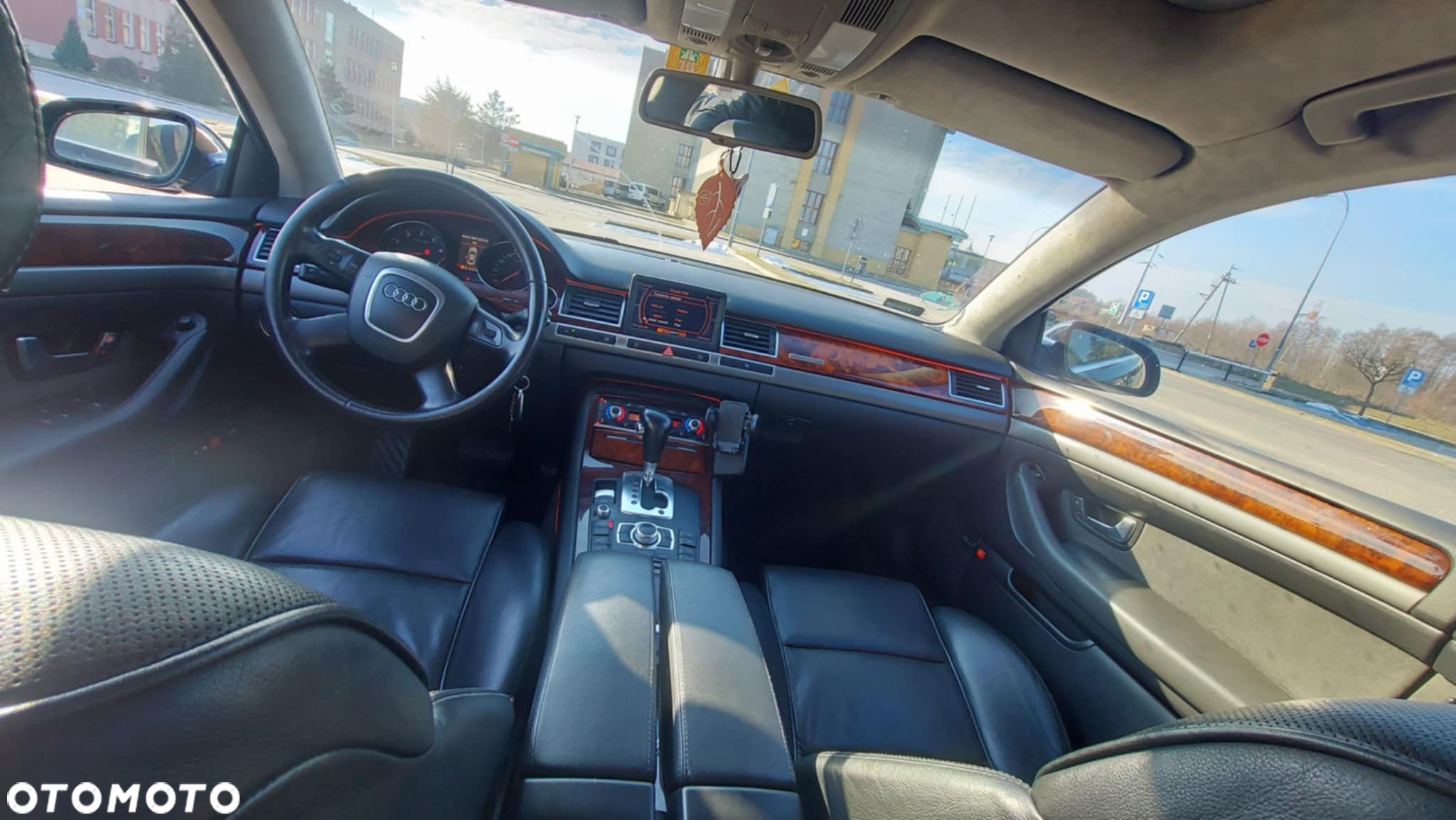 Audi A8 3.7 Quattro - 7
