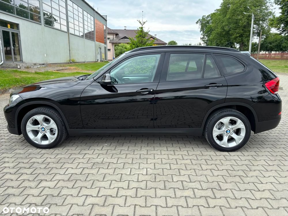 BMW X1 sDrive18d xLine - 11