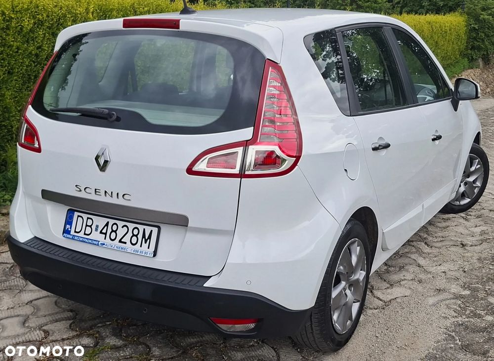 Renault Scenic 1.6 16V 110 TomTom Edition - 3