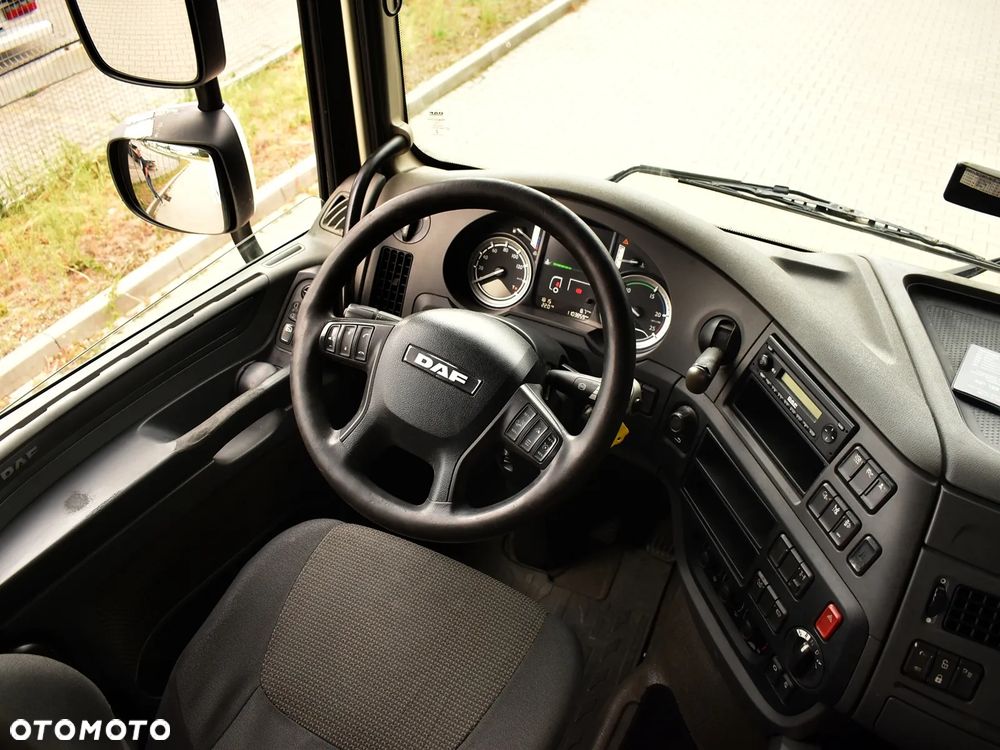 DAF XF - 18