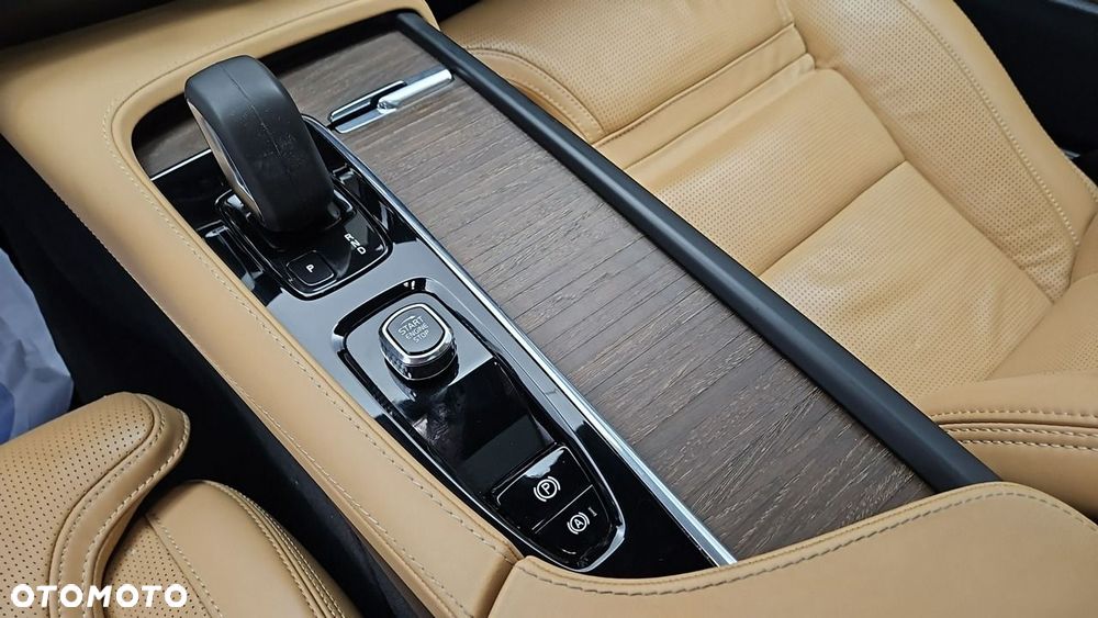 Volvo V90 Cross Country B5 D AWD Core - 18