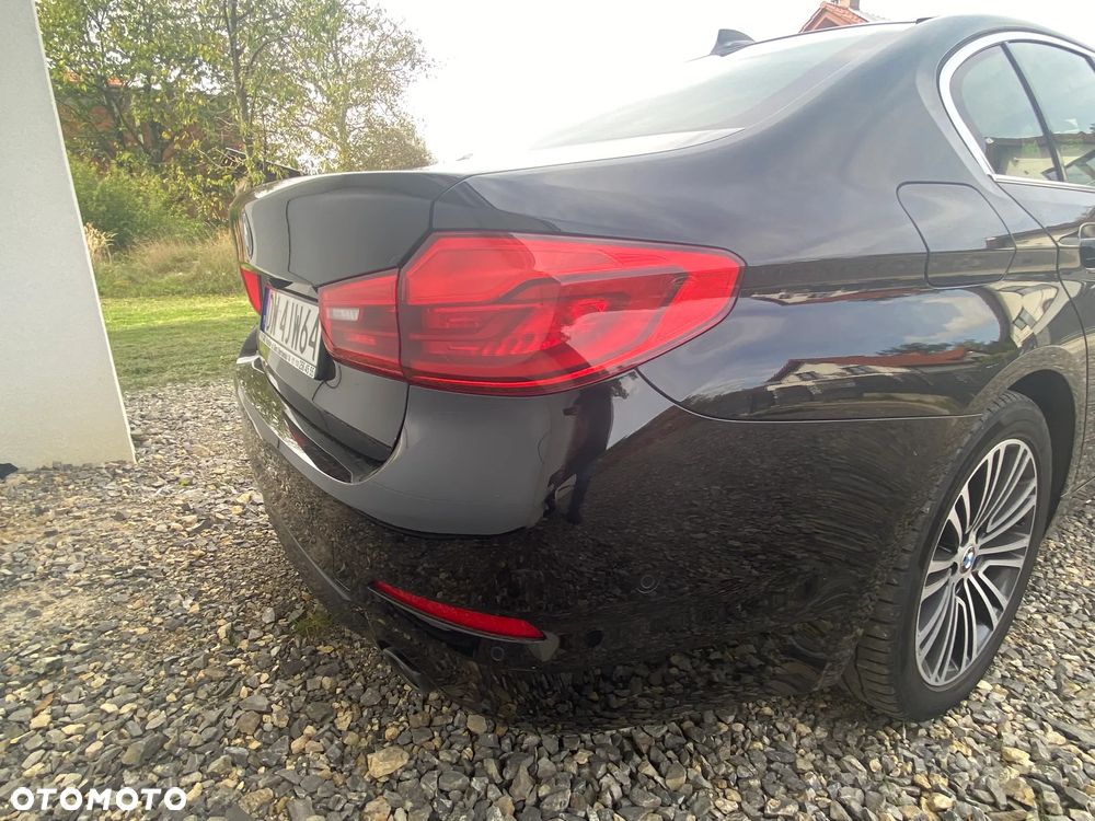 BMW Seria 5 518d Business Edition sport - 6