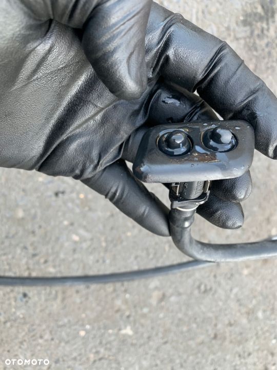 INSTALACJA SPRYSKIWACZE XENON PRZÓD BMW E39 - 3