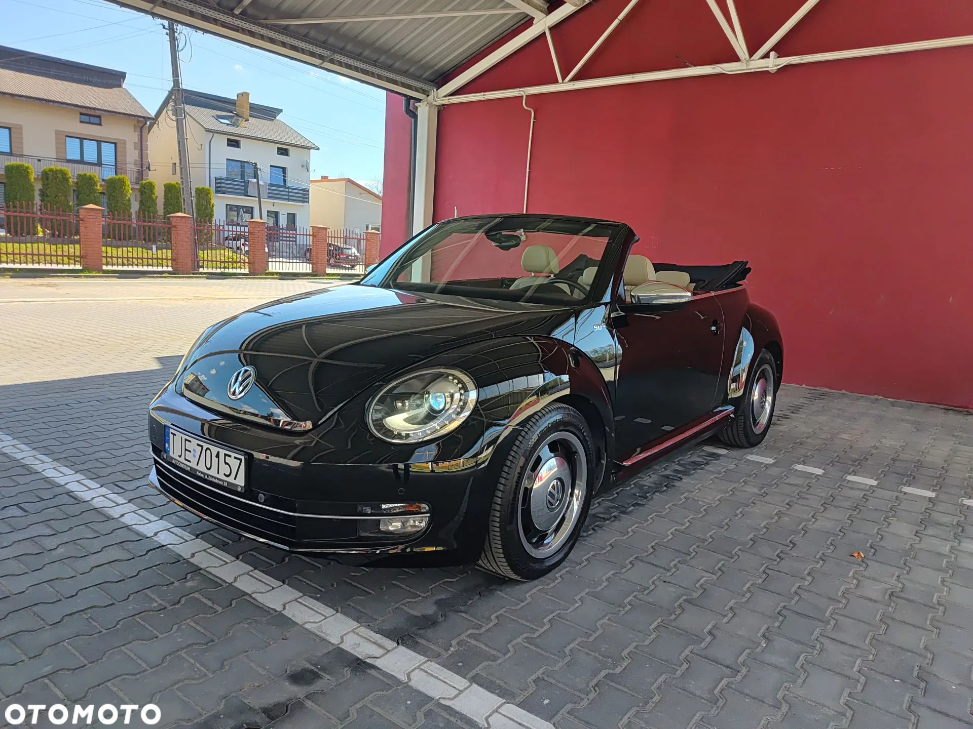 Volkswagen Beetle The Cabriolet 1.6 TDI BlueMotion Technology 50s - 33