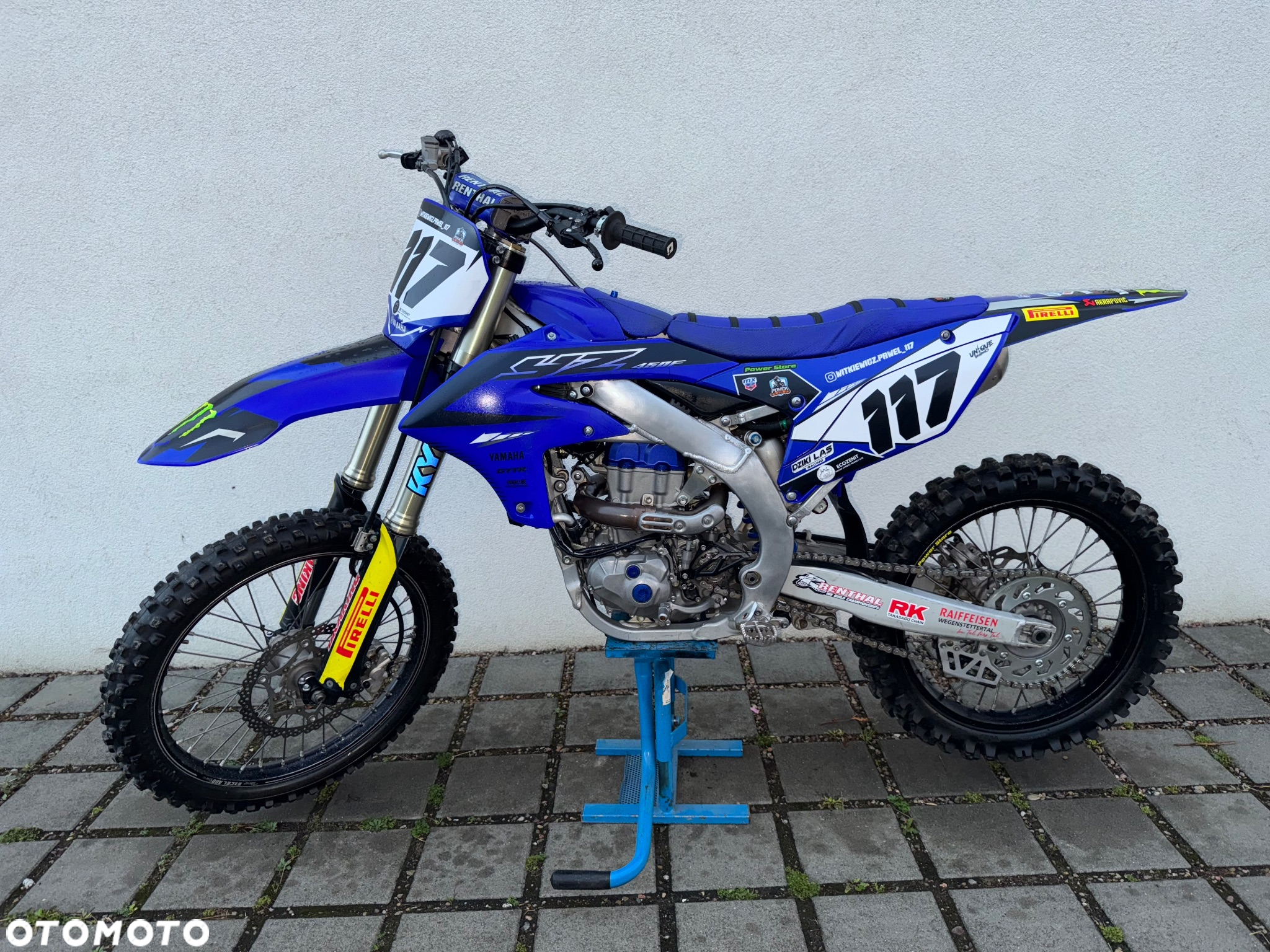 Yamaha YZF - 6
