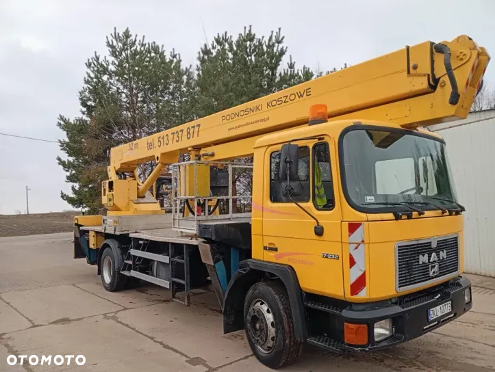 MAN Wumag WT 320 - 5