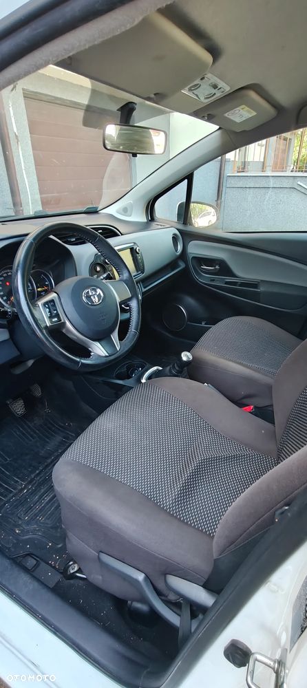 Toyota Yaris 1.0 Active EU6 - 9
