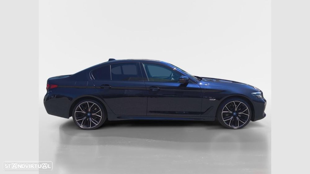 BMW 530 e Pack M - 5