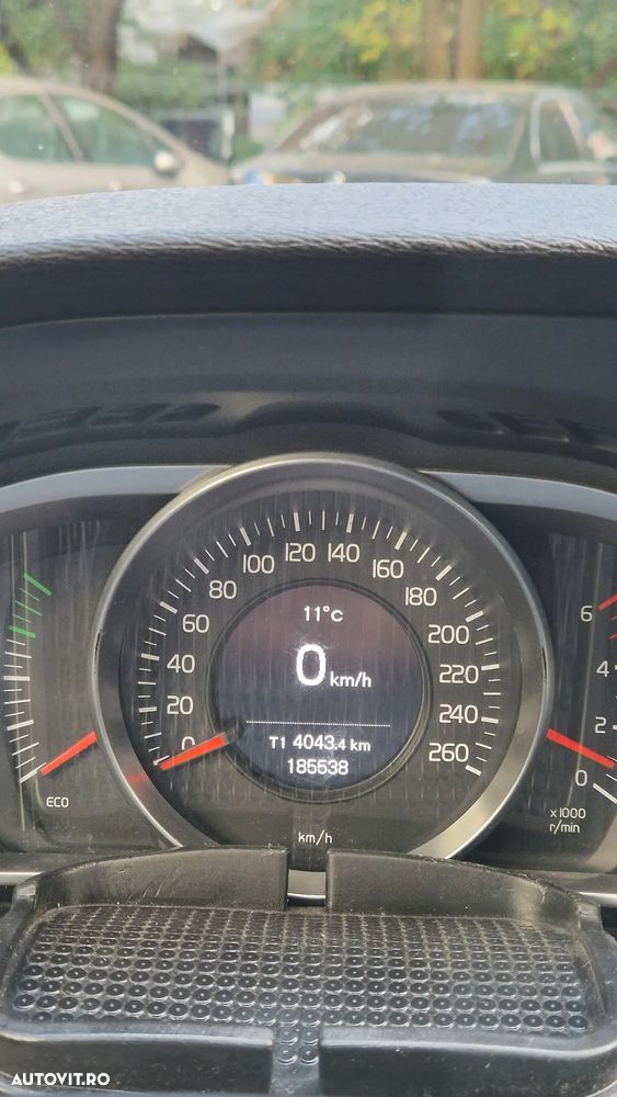 Volvo V40 D2 ECO Kinetic - 10