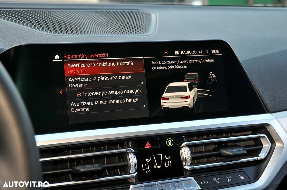BMW Seria 3 320d xDrive Aut. M Sport - 9