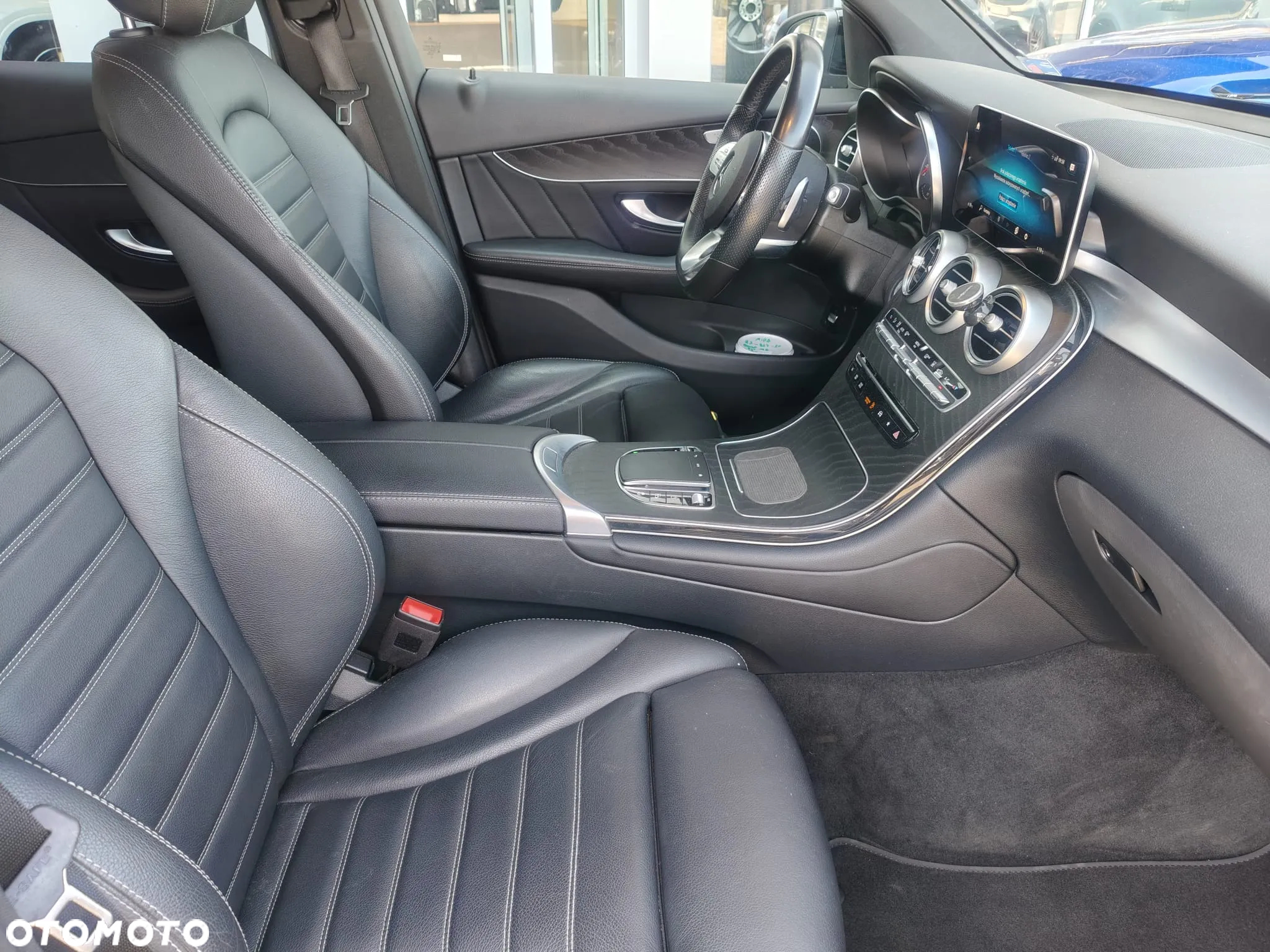 Mercedes-Benz GLC 300 d 4-Matic - 16