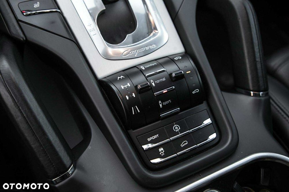 Porsche Cayenne - 9