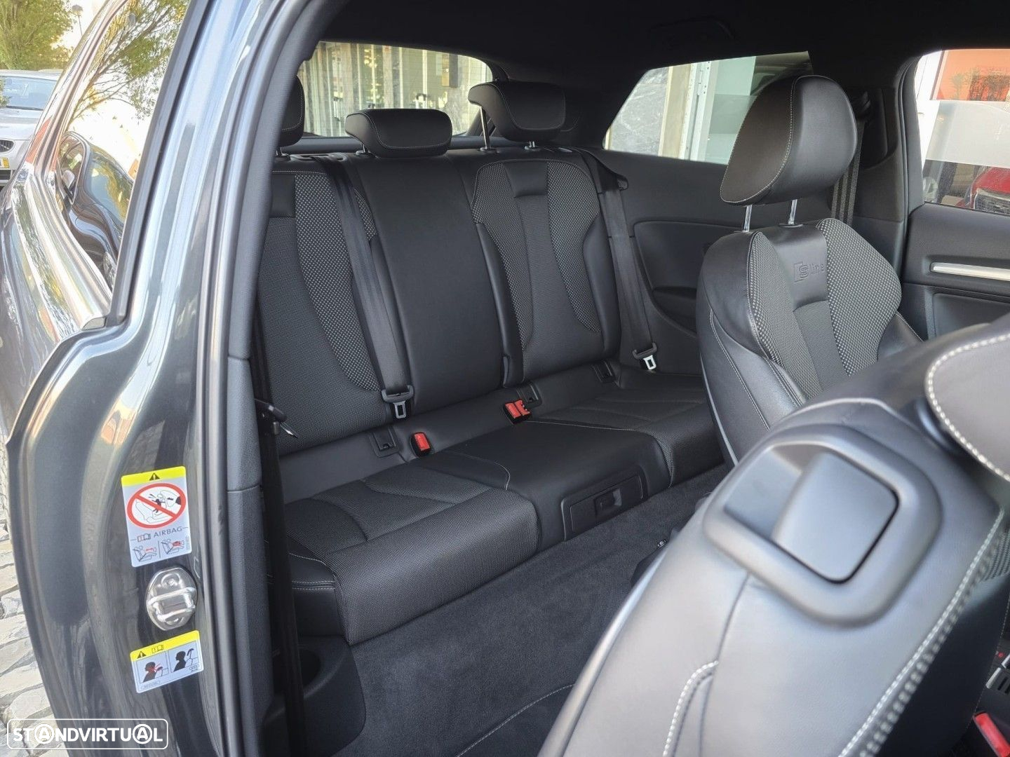 Audi A3 2.0 TDI quattro S line Sport Pack - 8