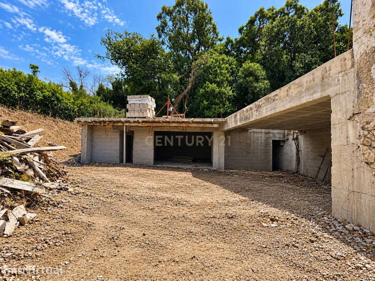 Moradia em Reconstrução com Terreno e Furo de Água em Beiriz, Póvoa de - Grande imagem: 4/11