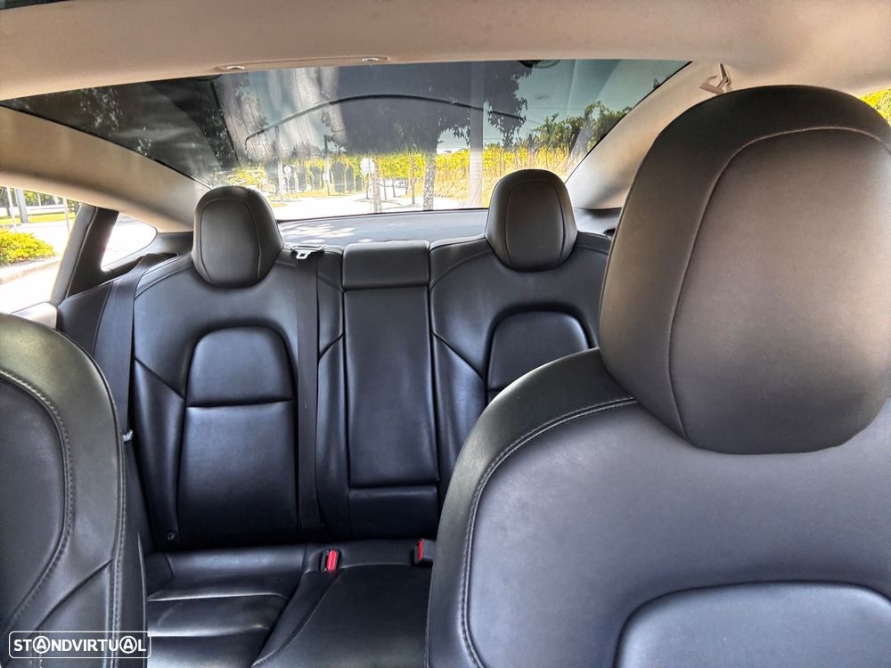 Tesla Model 3 - 15
