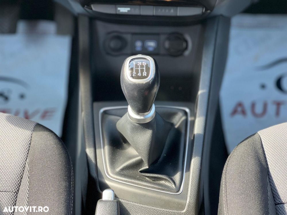 Hyundai i20 1.25 M/T Black Line - 15