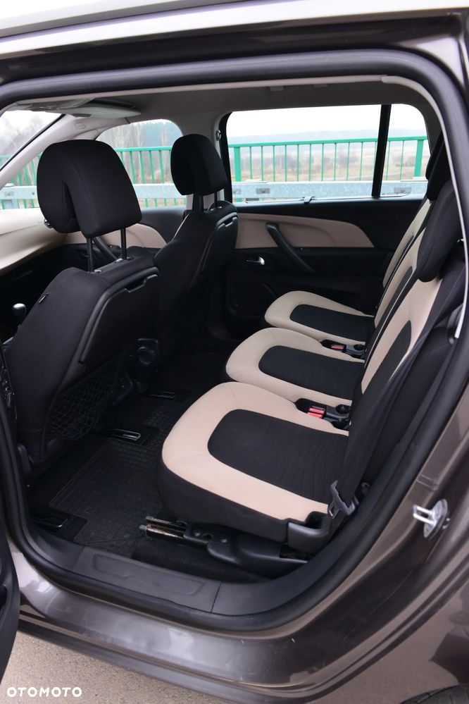 Citroën C4 Picasso 1.2 PureTech MoreLife - 6