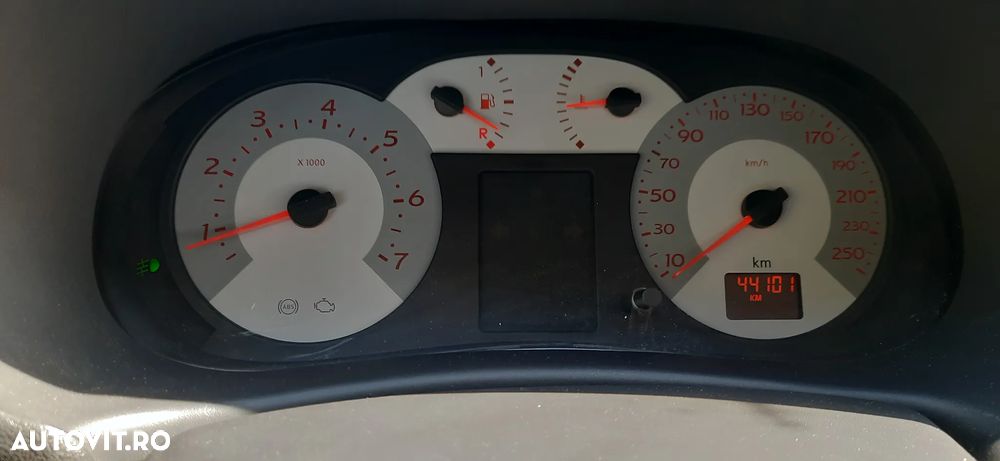 Renault Symbol Clio 1.5dCi - 18