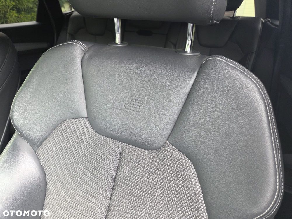 Audi Q5 50 TFSIe quattro S tronic S line - 17